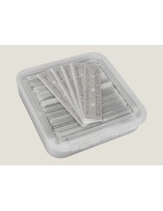 Caja de plástico con 350 cuchillas 10cm