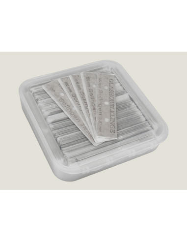 Caja de plástico con 350 cuchillas 10cm